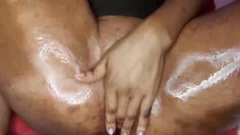 Snapshot of stretchmarksebony chatting on 01-19-26, 04:05 stretchmarksebony online show from 01-19-26, 04:05