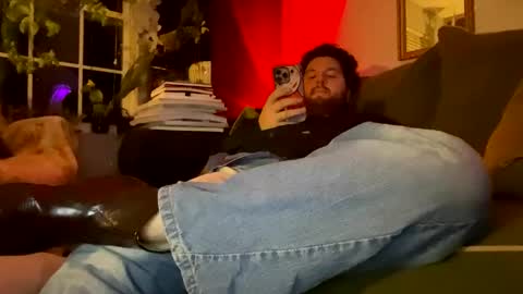 Liam online show from 11-24-25, 02:22