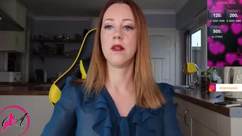 Snapshot of stripmequick chatting on 12-03-24, 10:39 Amorina online show from 12-03-24, 10:39