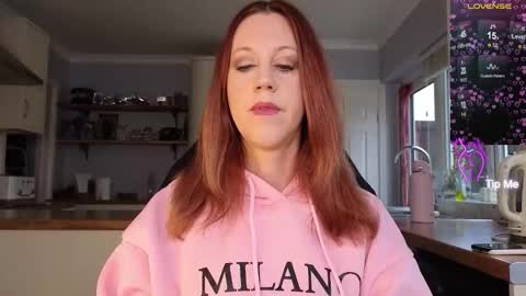 Snapshot of stripmequick chatting on 10-23-25, 10:25 Amorina online show from 10-23-25, 10:25