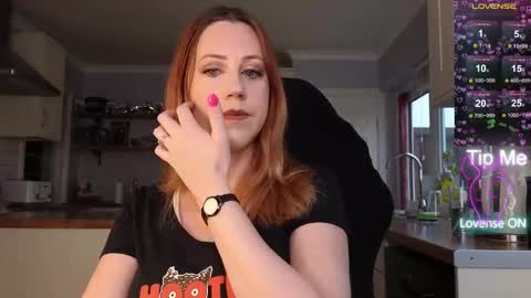 Amorina online show from 02-10-26, 09:57