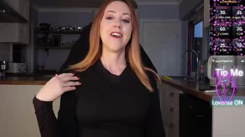 Amorina online show from 02-15-26, 04:14