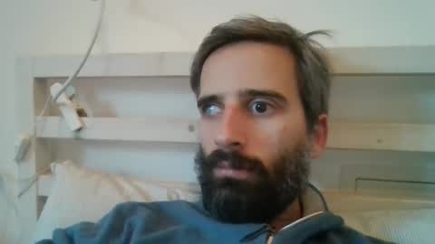 stroke1 online show from 01-12-25, 07:32