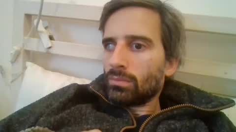 stroke1 online show from 02-11-25, 07:44