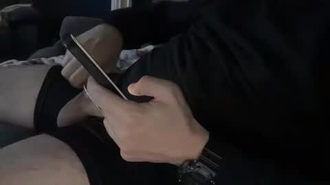 Snapshot of stroking33again chatting on 11-06-25, 04:13 stroking33again online show from 11-06-25, 04:13