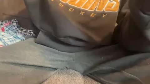 stroking33again online show from 12-17-25, 02:01