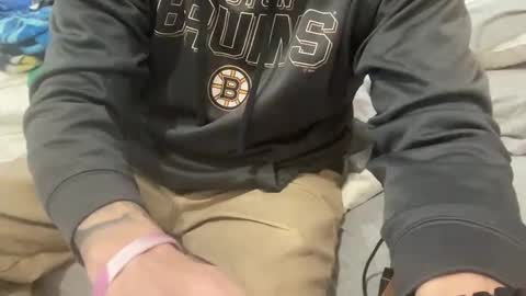 Snapshot of stroking33again chatting on 02-28-26, 04:52 stroking33again online show from 02-28-26, 04:52