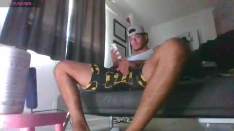 Snapshot of strokingdaddy4 chatting on 11-03-25, 09:27 strokingdaddy4 online show from 11-03-25, 09:27