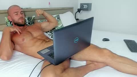 Strong Arni online show from 01-17-25, 07:08