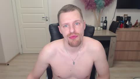 strong_guy_xxx online show from 01-16-26, 08:18