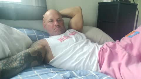 StrongAndHard online show from 10-24-25, 06:37