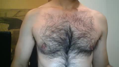 Snapshot of strongandmanly chatting on 01-14-25, 01:26 Strongandmanly online show from 01-14-25, 01:26