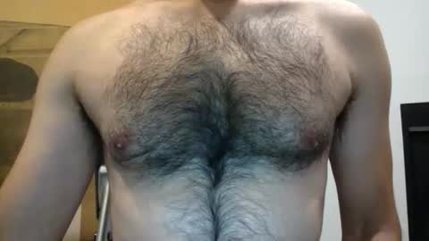 Snapshot of strongandmanly chatting on 02-25-25, 02:25 Strongandmanly online show from 02-25-25, 02:25