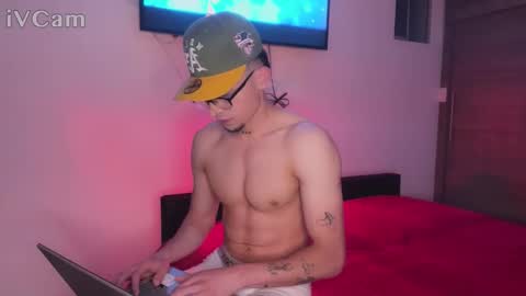 stronghardlatino online show from 10-14-25, 12:44