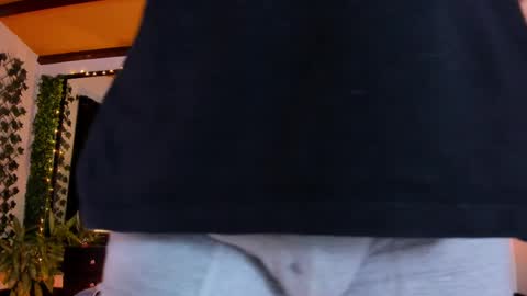 strosa_ online show from 03-01-25, 03:53