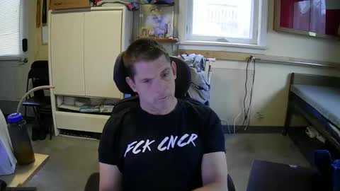 Snapshot of stturbo chatting on 11-14-25, 03:33 stturbo online show from 11-14-25, 03:33