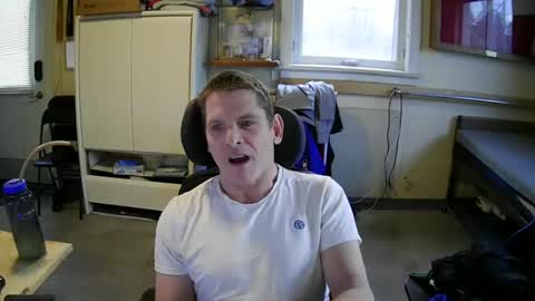 Snapshot of stturbo chatting on 11-23-25, 02:17 stturbo online show from 11-23-25, 02:17