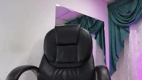 stuart_boy_ online show from 12-05-24, 02:42