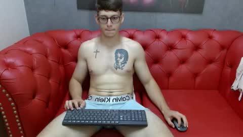 stuart_white online show from 09-27-25, 08:14