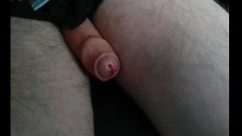 Snapshot of studentcurious chatting on 10-28-25, 03:58 CuriousStudentBi online show from 10-28-25, 03:58