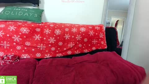 StudioWahines online show from 12-26-24, 03:16