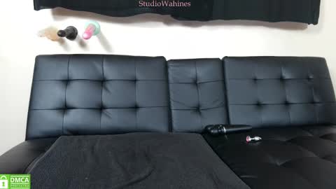 StudioWahines online show from 03-12-25, 03:46