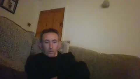 Snapshot of stuuuey73 chatting on 10-27-25, 10:47 stuuuey73 online show from 10-27-25, 10:47