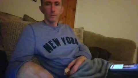 Snapshot of stuuuey73 chatting on 11-30-25, 10:36 stuuuey73 online show from 11-30-25, 10:36