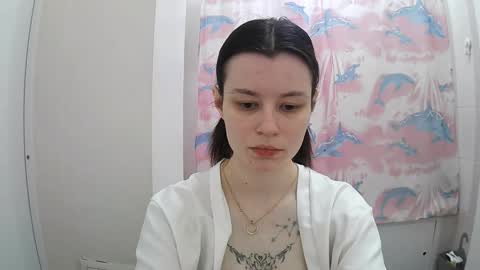 Eva online show from 10-25-25, 03:18