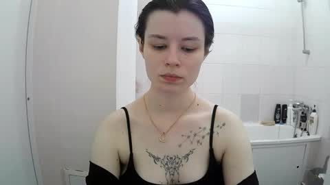 Eva online show from 11-15-25, 04:47