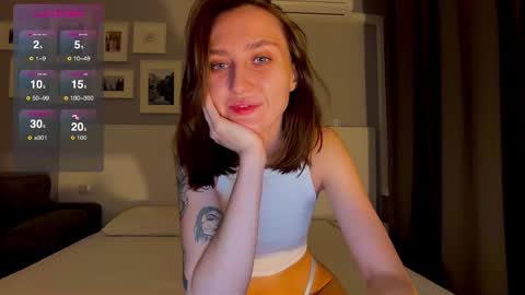 Snapshot of su_11111 chatting on 10-05-25, 03:21 LINA online show from 10-05-25, 03:21