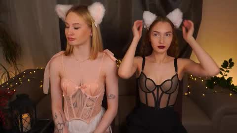 Snapshot of suannedoriean chatting on 11-04-25, 02:54 Mure online show from 11-04-25, 02:54