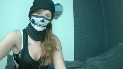 Snapshot of suansi56065 chatting on 02-13-25, 12:13 suansi56065 online show from 02-13-25, 12:13