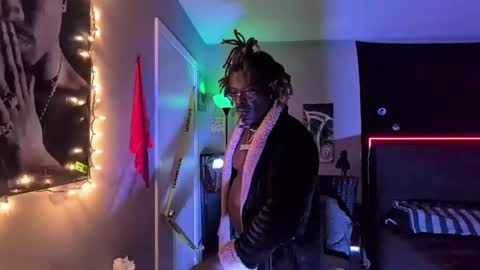 Hot Chocolate online show from 11-09-25, 02:32