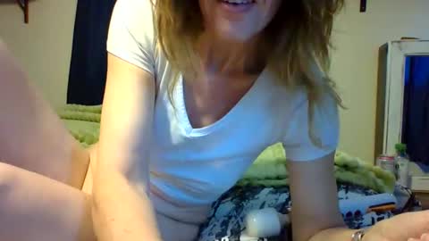 Snapshot of sub4you69brat chatting on 01-16-25, 03:24 sub4you69brat online show from 01-16-25, 03:24