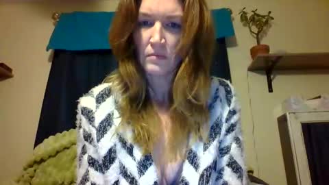 Snapshot of sub4you69brat chatting on 02-04-25, 02:17 sub4you69brat online show from 02-04-25, 02:17