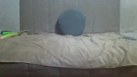 Snapshot of sub_12107 chatting on 11-18-25, 08:02 sub_12107 online show from 11-18-25, 08:02