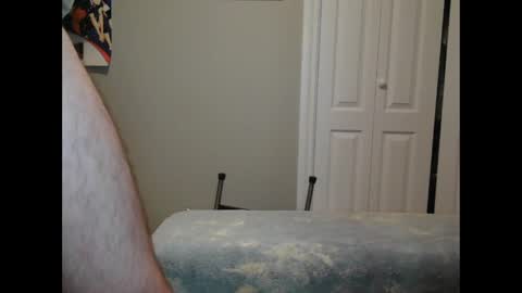 Snapshot of subbiguy00 chatting on 03-10-25, 10:26 subbiguy00 online show from 03-10-25, 10:26