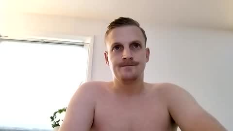 Snapshot of subforserve chatting on 11-10-25, 11:31 subforserve online show from 11-10-25, 11:31