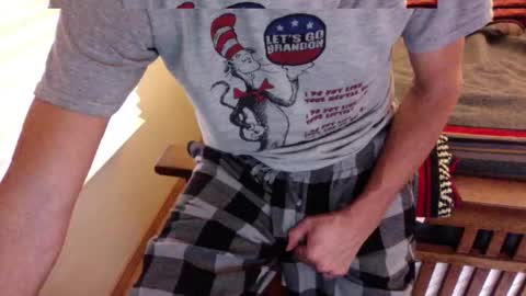 Submitted4u online show from 11-30-25, 05:06