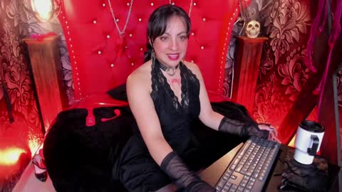 Yunna online show from 01-08-25, 03:50