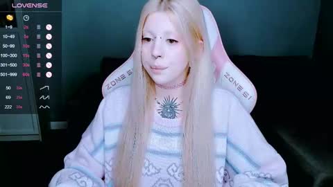 succubus_leslie online show from 12-03-25, 11:47