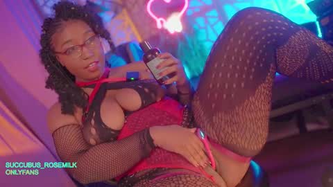 Succubus RoseMilk online show from 02-01-26, 12:31