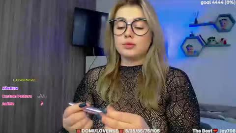suchcute_ online show from 02-23-26, 03:26