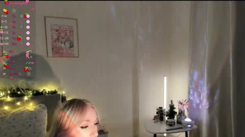 sue_everett online show from 12-26-24, 03:42