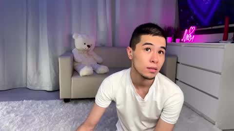 Emmy online show from 10-09-25, 09:57