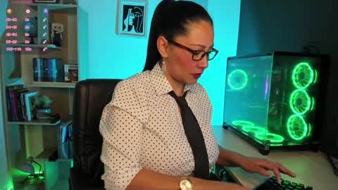 Andrea online show from 01-13-25, 01:23