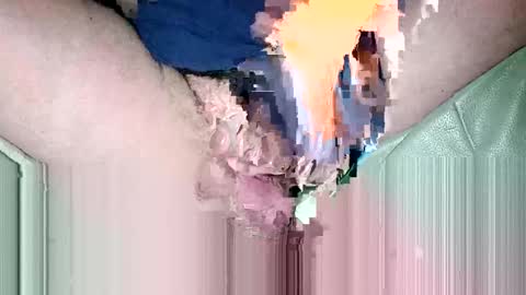 Snapshot of suesser0009 chatting on 02-02-25, 04:11 Martin sweetboy online show from 02-02-25, 04:11