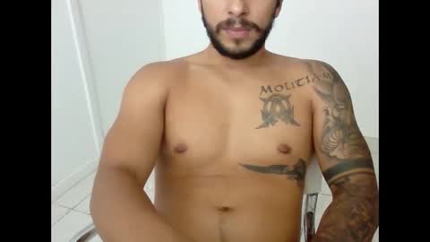 Snapshot of suetsemsay chatting on 01-24-25, 08:11 suetsemsay online show from 01-24-25, 08:11