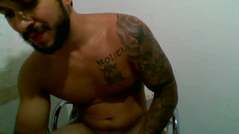 Snapshot of suetsemsay chatting on 01-31-25, 11:24 suetsemsay online show from 01-31-25, 11:24